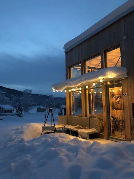 Delikat Hytte Omgitt Av Hallingdals Vakre Fjell Al Bagian luar foto
